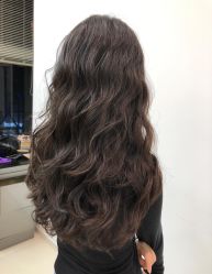 -十六番发型师事务所