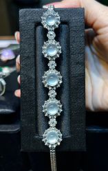 -烨麟黄金珠宝(和胤788广场一楼店)