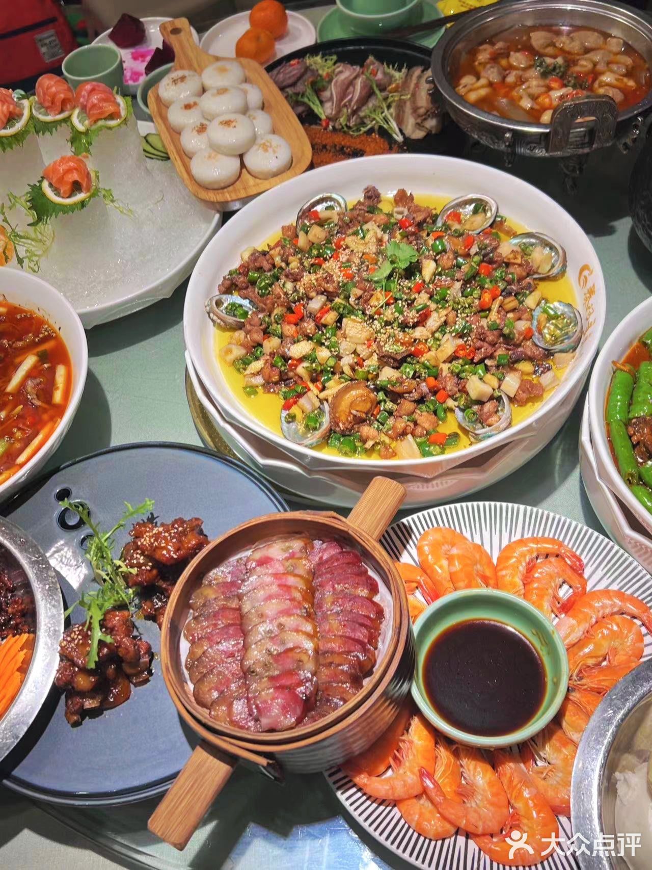 🔥 美食专场：秦阿哥教你舌尖上的江湖菜！🍽️ 