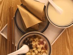 -正南齐北·老街糯米团(洪崖洞店)