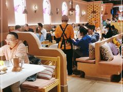 大堂-谷丽麦馕新疆菜·清真(步步高梅溪新天地店)