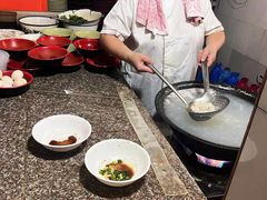 -张阿三馄饨店