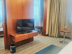 -上海浦东假日酒店