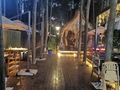 -二荆条·蜀鲜汇城市森林火锅