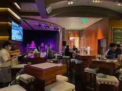 -The BREW·酿餐厅(浦东嘉里大酒店)