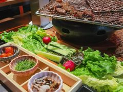 生菜拼盘-黑牛の店·和牛烧肉(大悦城店)