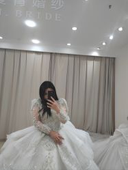 点击看大图 -曼青婚纱礼服馆