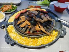 -盛辛巴·东北炭火烤肉(托乐嘉店)