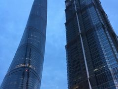 -陆家嘴空中步行连廊