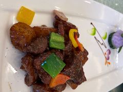 彩椒牛肉粒-亢龙太子酒轩(东湖店)