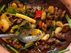 -八府香鸭·啫啫煲(华山路店)