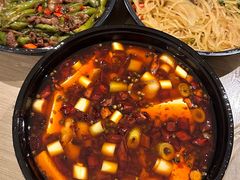 -泥糊破店小酒馆·团建聚餐(南京西路店)