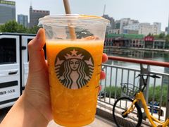 -星巴克(潍坊泰华广场店)