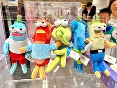 -泡泡玛特POPMART(蓝色港湾店)