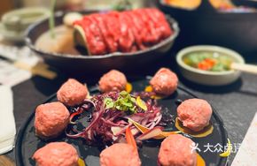 Handmade Horse Hoof Beef Meatballs
