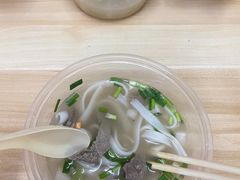 -牛师傅广式药膳牛骨汤美食(江南西店)