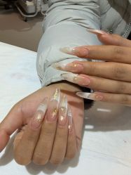 -LynLyn琳林美甲美睫