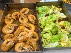 -老东镇啤酒屋海鲜加工·蒸汽海鲜·海鲜烧烤(台东店)