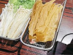 -沙胆彪炭炉牛杂煲(成都玉林店)
