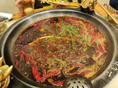-黄潇洒老火锅(九眼桥宏济巷店)