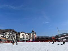 -富龙滑雪场