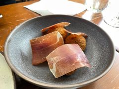 -Laures·月桂西班牙碳烤餐厅(十尚坊店)