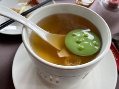 顶汤炖云南松茸-三利音·东方司宴(外滩店)