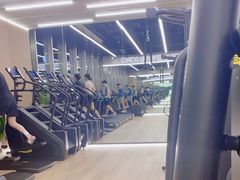 -Z&B Fitness Studio·Gym(前滩L+PLAZA店)