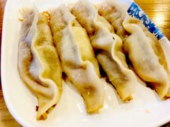 徐州牛肉锅贴-张小文胡辣汤(龙柏新村店)