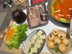 -王奋斗贵州酸汤牛肉火锅