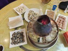-鑫渔港海鲜本地菜·山海关浑锅(东戴河店)