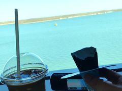 -抱抱地球咖啡馆(国家海洋博物馆店)