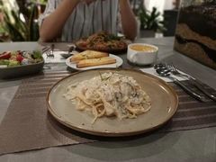 -蓝山四季西餐植物店