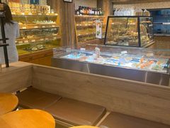 面包甜点陈列柜-匠造烘焙(联洋店)