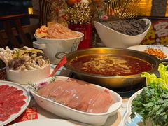 -小天鹅火锅·一线江景洪鼎旗舰店(洪崖洞店)