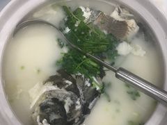 -天乐农家鱼头王(天目湖店)
