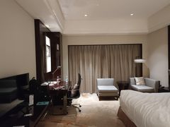 -成都保利公园皇冠假日酒店(熊猫基地店)