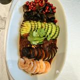 第一次去他家,有美食但是被他家的黑板书的推荐菜吸引