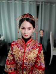 -雪莉美妆婚纱馆