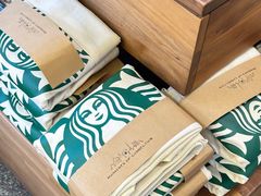 -星巴克(迪士尼小镇店)