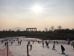 -华彬猛犸滑雪场