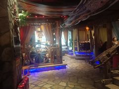 -老牌坊云南鱼豆花火锅(爱建店)