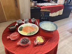 -圣丰索菲特·2 On 988 Café 自助餐厅