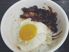 劲辣川椒牛肉蛋饭-新记餐厅(香槟大厦店)