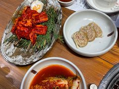 -草家酱蟹炭火烤肉店(珲春南路一店)
