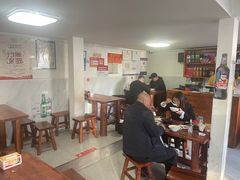 -宝瑞门钉肉饼店