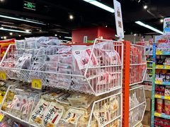 -好特卖HotMaxx(杭州滨江宝龙城店)