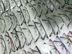 -华彬眼镜专业渐进配镜(潘家园店)