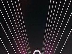 -南京眼步行桥