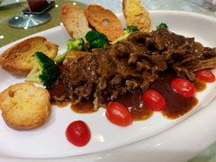 黑椒牛仔骨-绍兴饭店(大宁店)